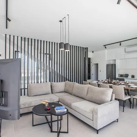 In Mit Grossem Garten By Interhome Protaras