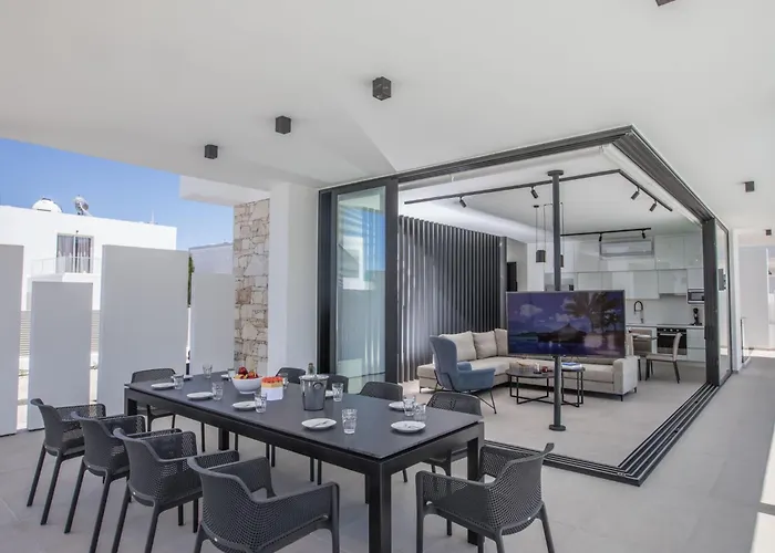 Ferienhaus In Mit Grossem Garten By Interhome *