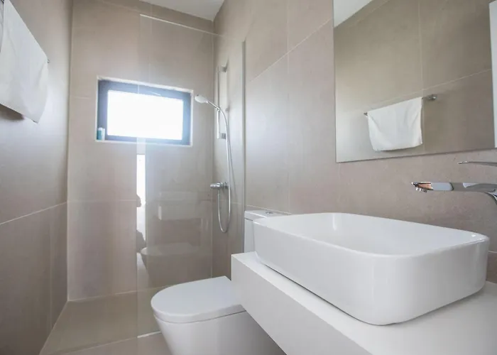 In Mit Grossem Garten By Interhome *