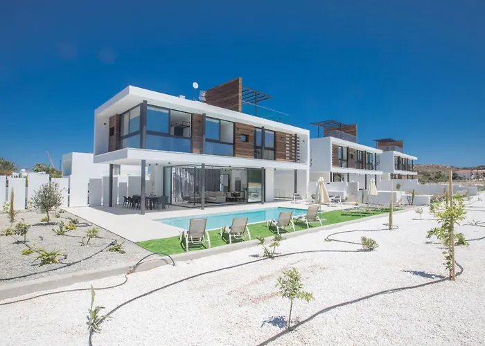 Casa de Férias In Mit Grossem Garten By Interhome *