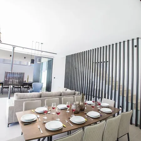 Tatil Evi In Mit Grossem Garten By Interhome